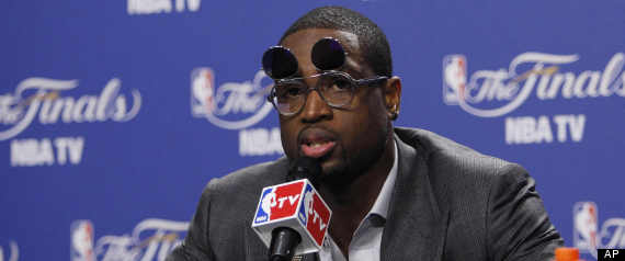 r-DWYANE-WADE-GLASSES-FASHION-MIAMI-HEAT-large570